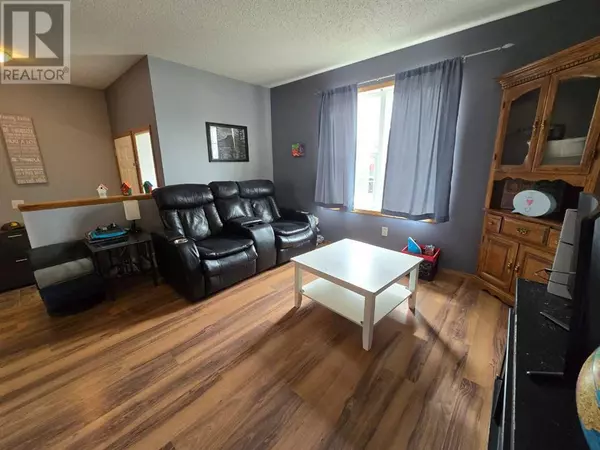 Red Deer, AB T4P4C8,32 Johns Street