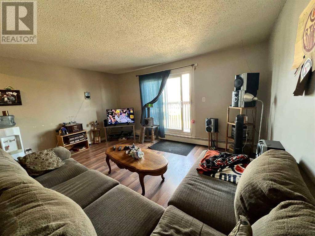 Camrose, AB T4V2M7,206, 114 Mount Pleasant Drive