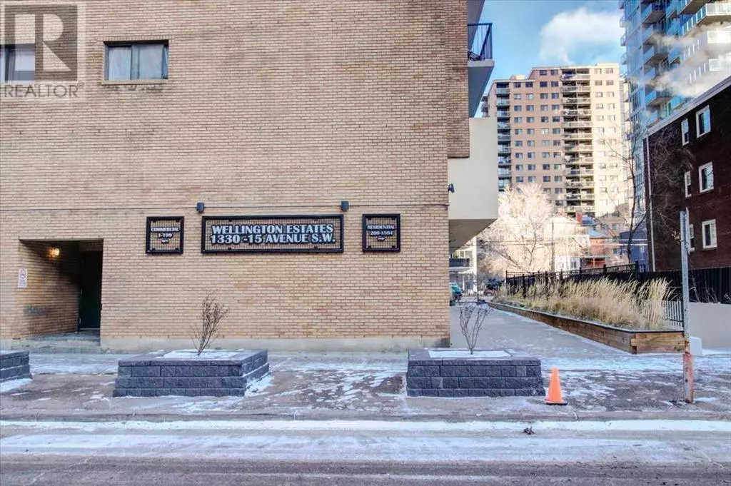 Calgary, AB T3C3N7,901, 1330 15 Avenue SW