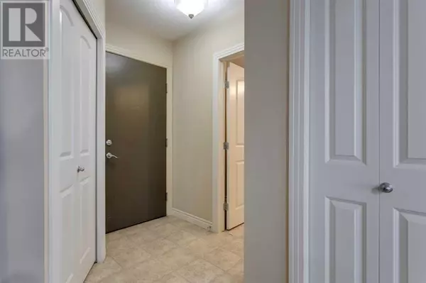 Calgary, AB T2L0Y2,403, 3101 34 Avenue NW