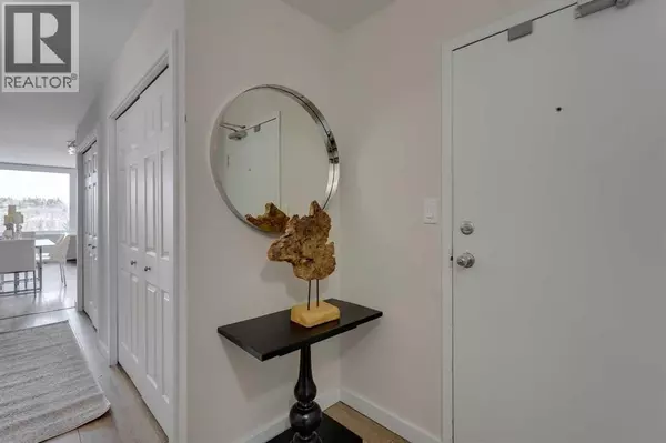Calgary, AB T2P3P3,550, 310 8 Street SW