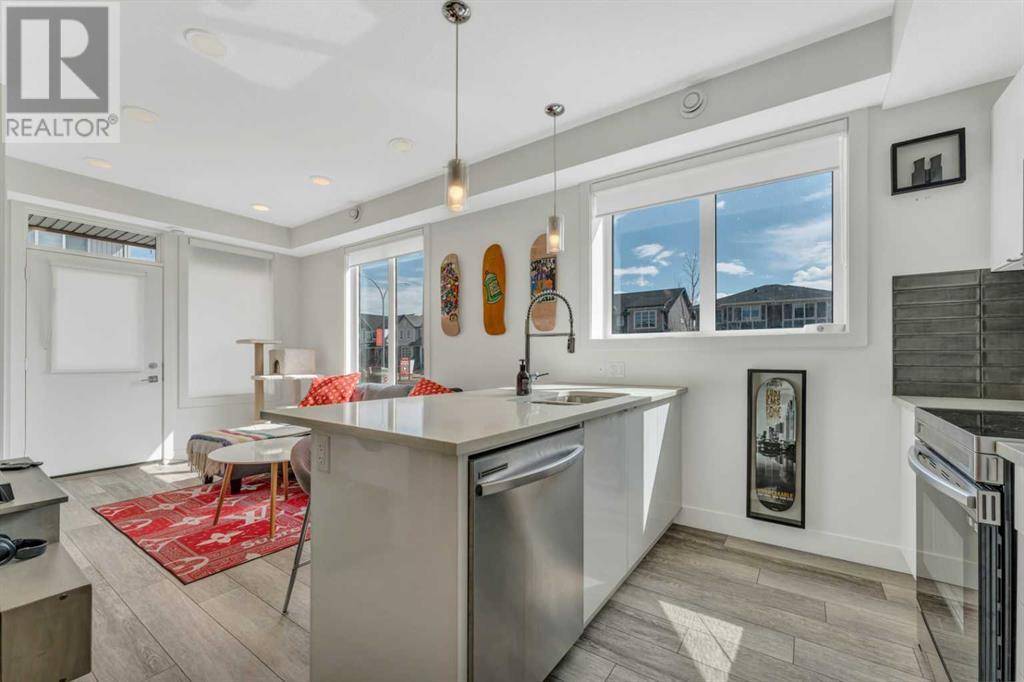 Calgary, AB T3J2H8,512, 10060 46 Street NE