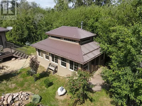 Joussard, AB T0G1E0,4, 13520 Township 744 Road