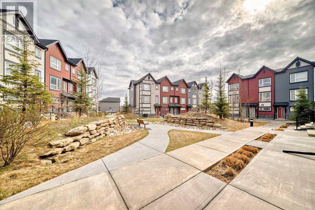 Calgary, AB T3P0Y1,306, 11 Evanscrest Mews NW