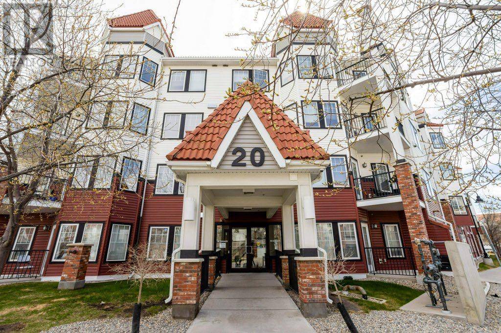 405, 20 Royal Oak Plaza NW, Calgary, AB T3G0E6