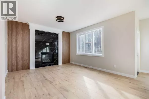 Cochrane, AB T4C3C7,468 Rivercrest View