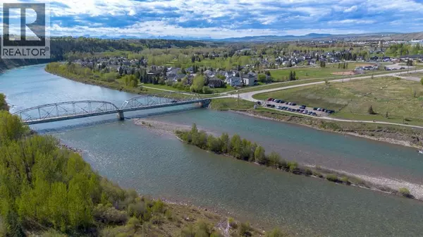 Cochrane, AB T4C0Z1,166 Riviera View