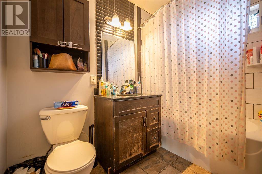 Grande Prairie, AB T8V0Z1,10502 101 Avenue