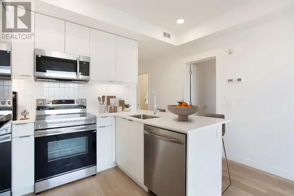Calgary, AB T2A7W8,1210, 8500 19 Avenue SE