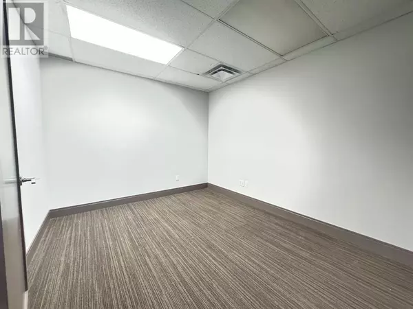 Calgary, AB T3J5H2,226, 7 Westwinds Crescent NE