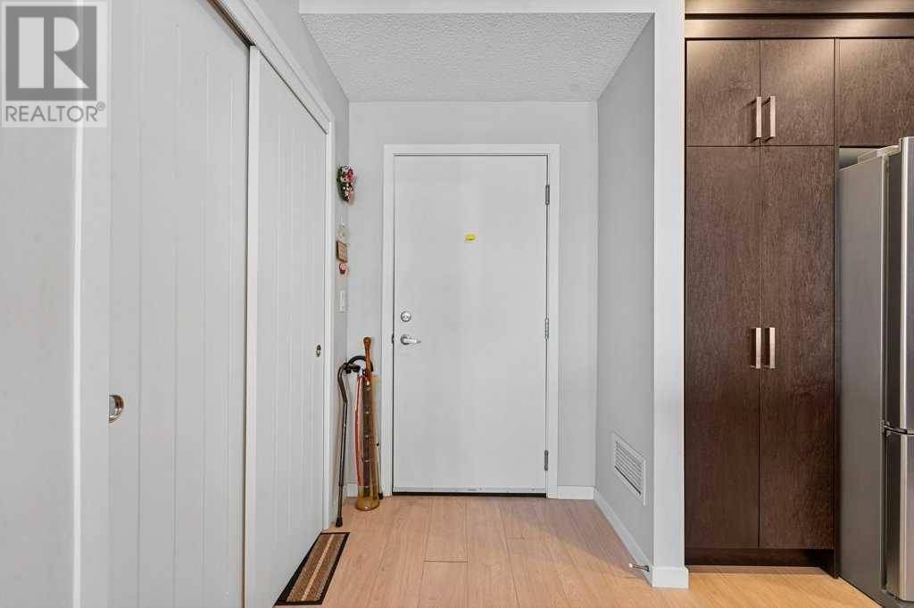 Calgary, AB T2Z5E5,208, 6603 New Brighton Avenue SE