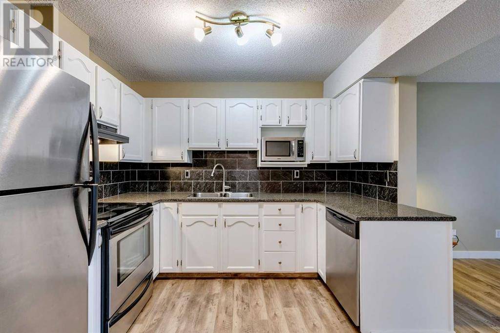 Calgary, AB T2Y3E7,4C Millview Way SW