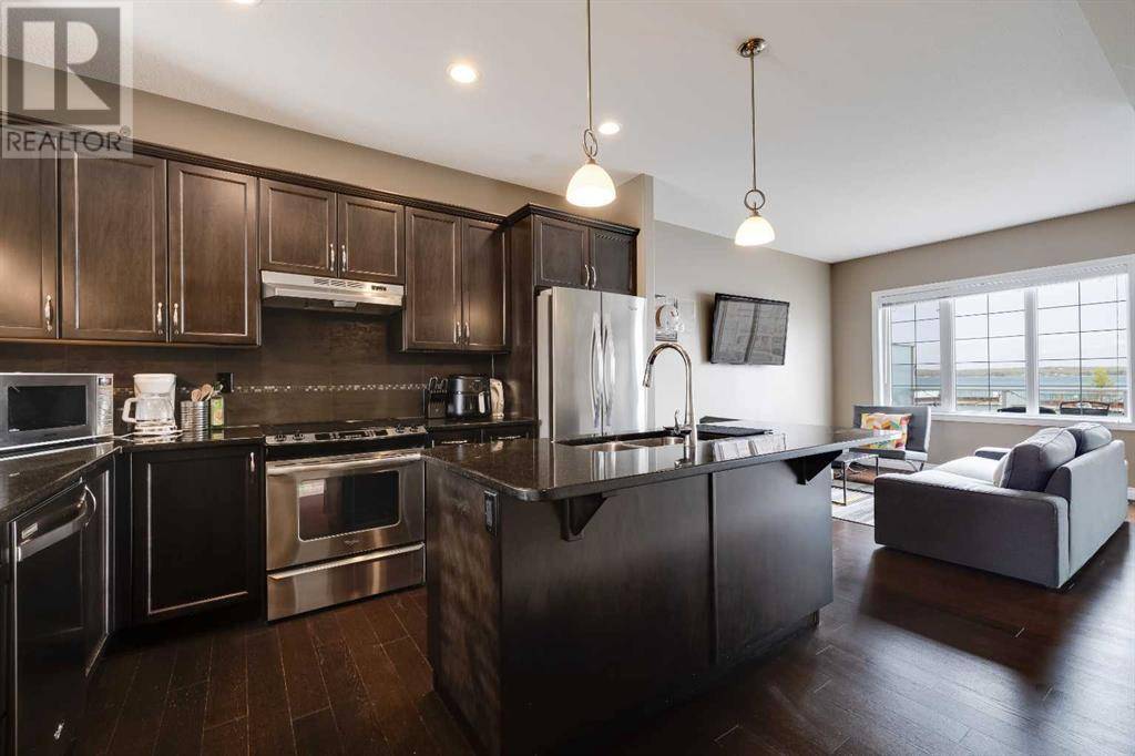 Sylvan Lake, AB T4S0M6,103, 5210 Lakeshore Drive