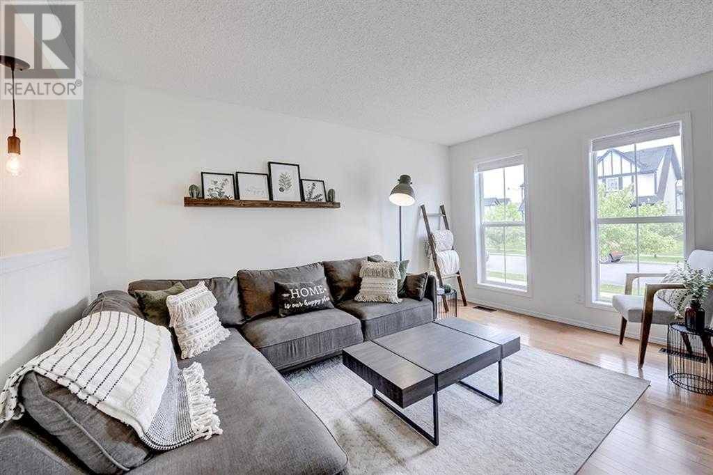 Calgary, AB T2Z0E8,12 Elgin Meadows View SE