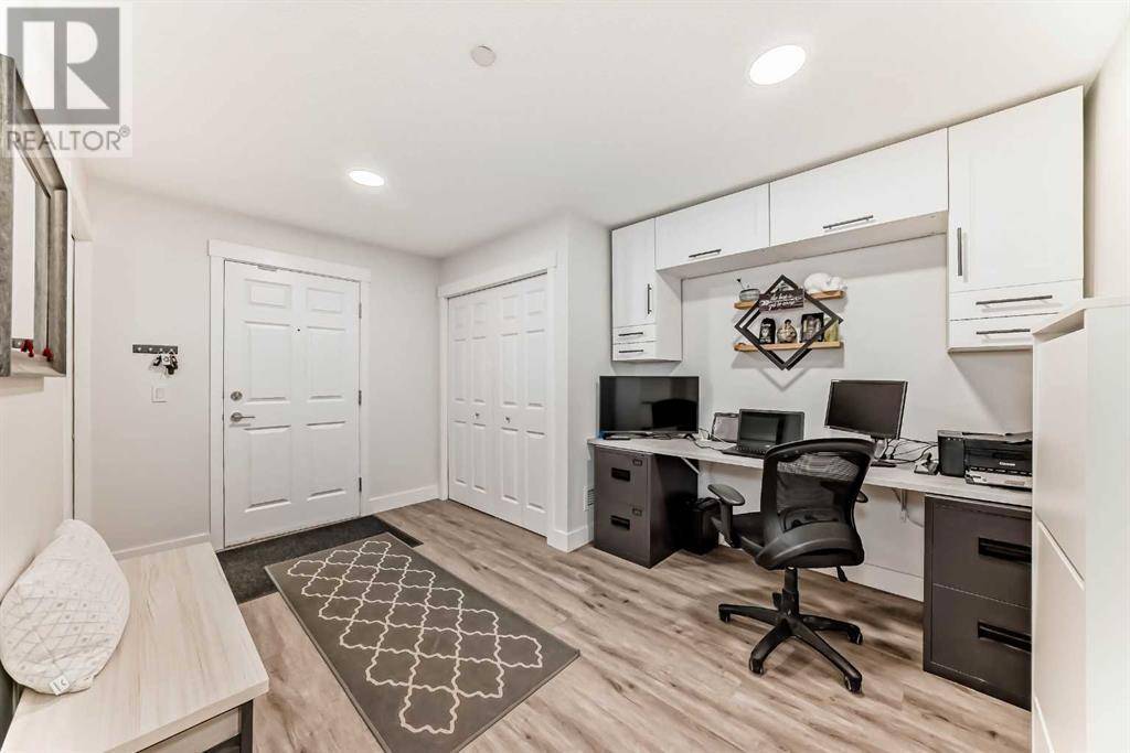 Calgary, AB T2Z1C6,1301, 279 Copperpond Common SE