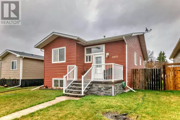 2433 Lawrence Lane, Bowden, AB T0M0K0