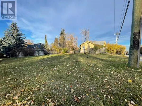 Calgary, AB T3C2L3,1620 Shelbourne Street SW