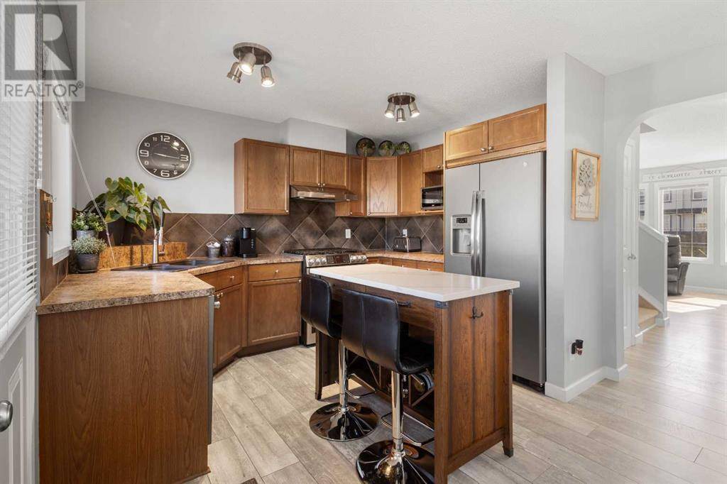 Calgary, AB T3J0J6,80 Saddlebrook Common NE