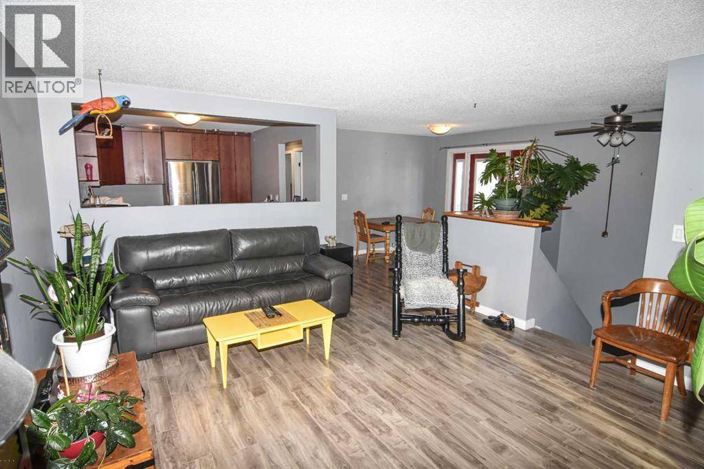 Airdrie, AB T4B1B6,106 Eldorado Road SE