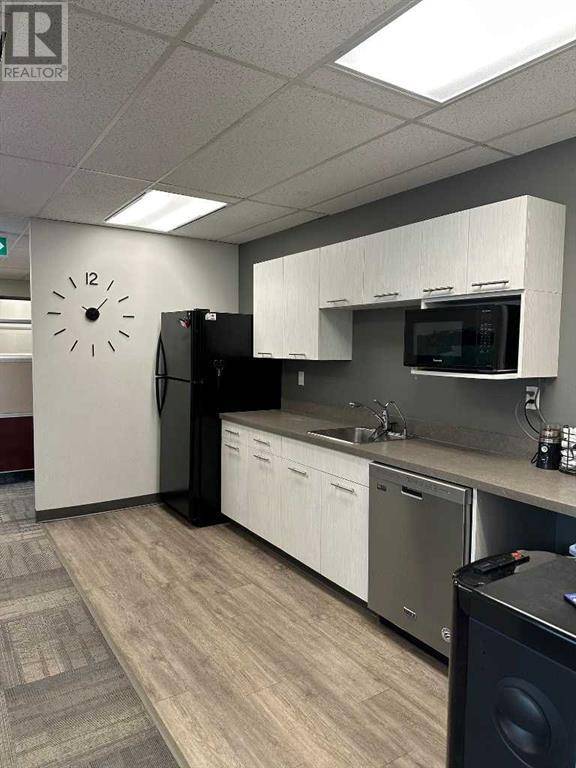 Calgary, AB T2H2G4,5940 MacLeod Trail SW
