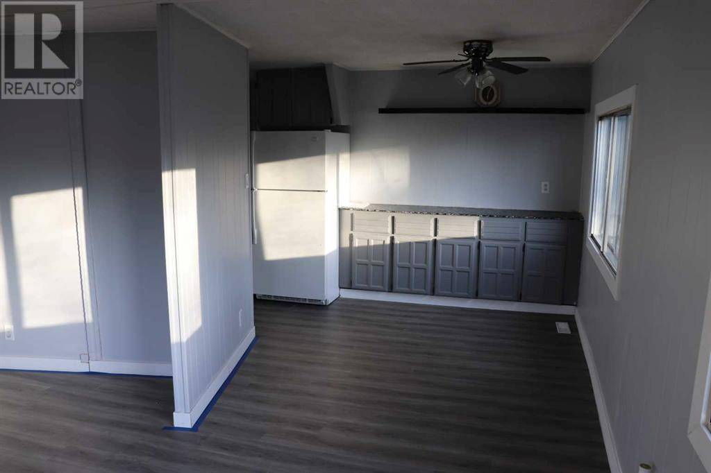 Edson, AB T7E1K5,718 52 Street