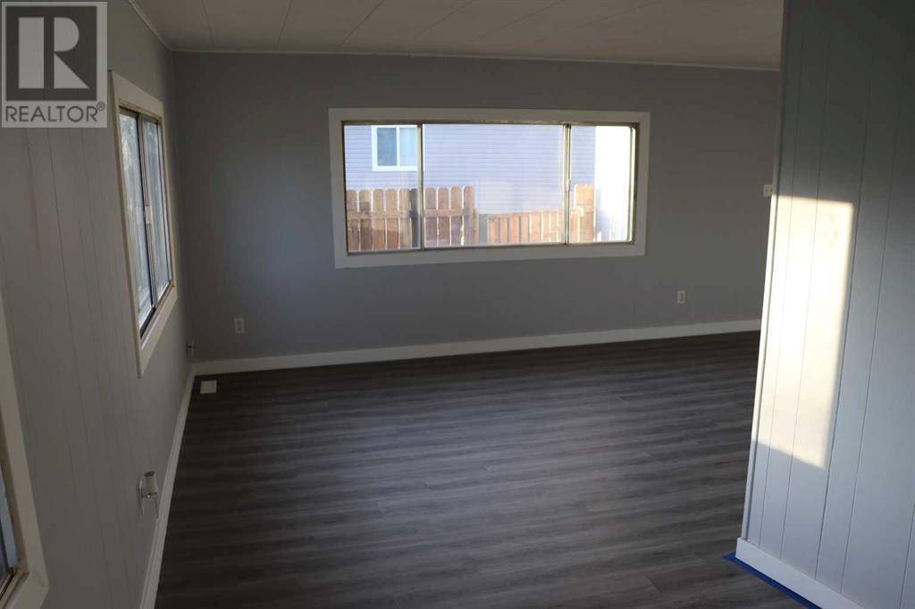 Edson, AB T7E1K5,718 52 Street