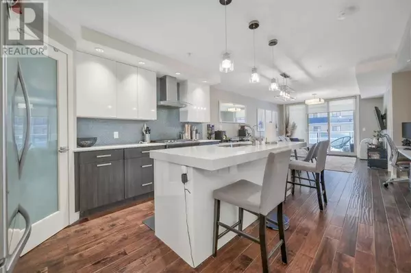 202, 1029 15 Avenue SW, Calgary, AB T2R0S5