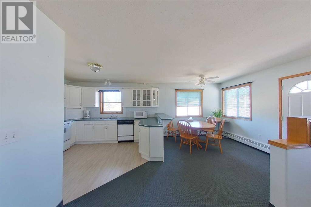 Sundre, AB T0M1X0,701 Main Avenue W