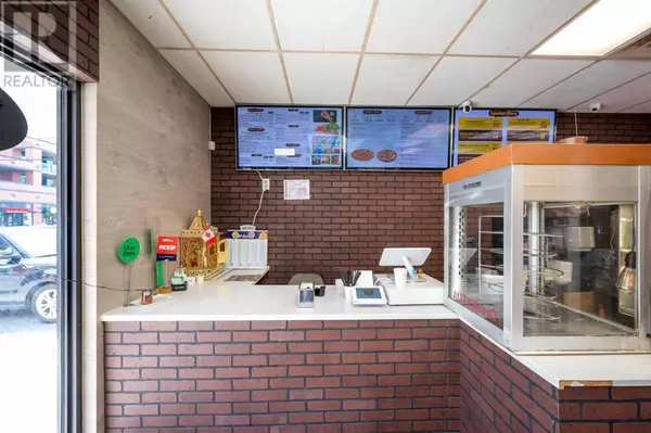 123 Pizza Avenue SW, Calgary, AB T2R1B8