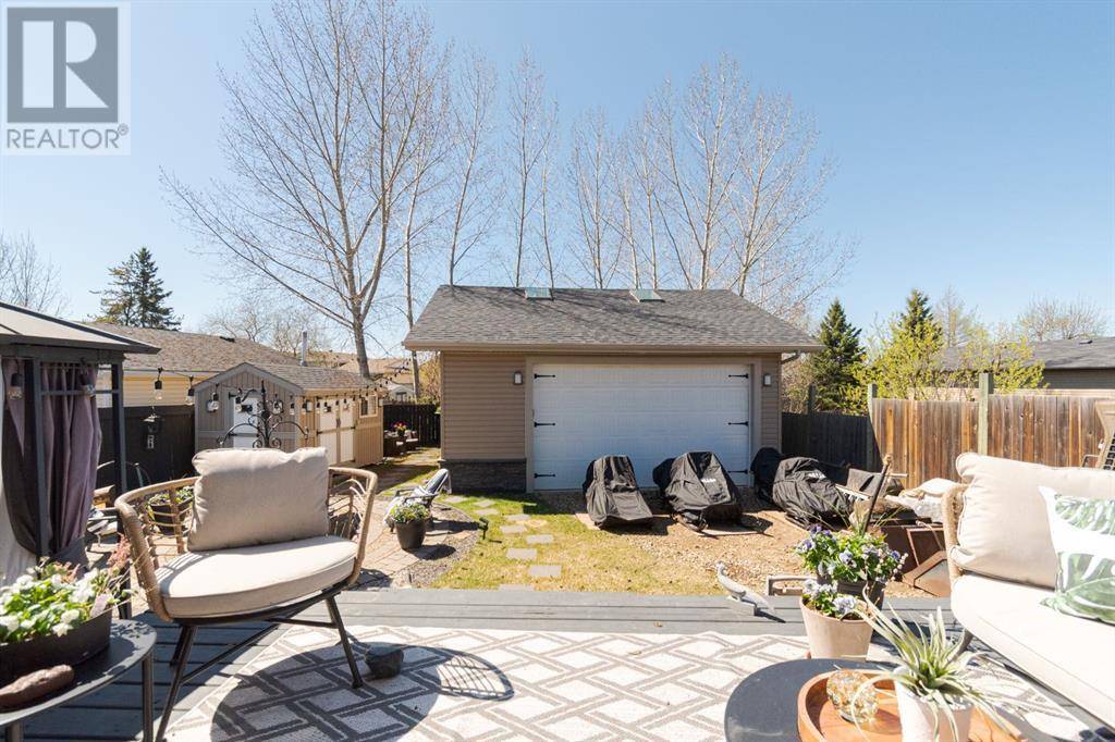 Fort Mcmurray, AB T9H3T7,141 Hillcrest Drive