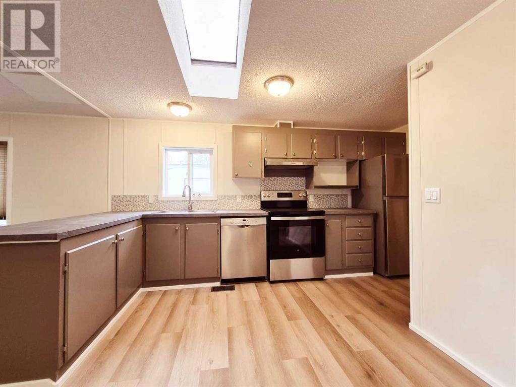 Olds, AB T4H1G7,36, 5800 46 Street