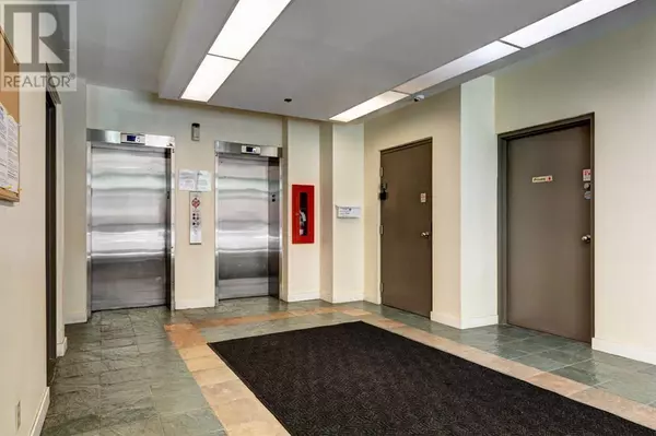 Calgary, AB T2G5J5,301, 128 2 Avenue SE