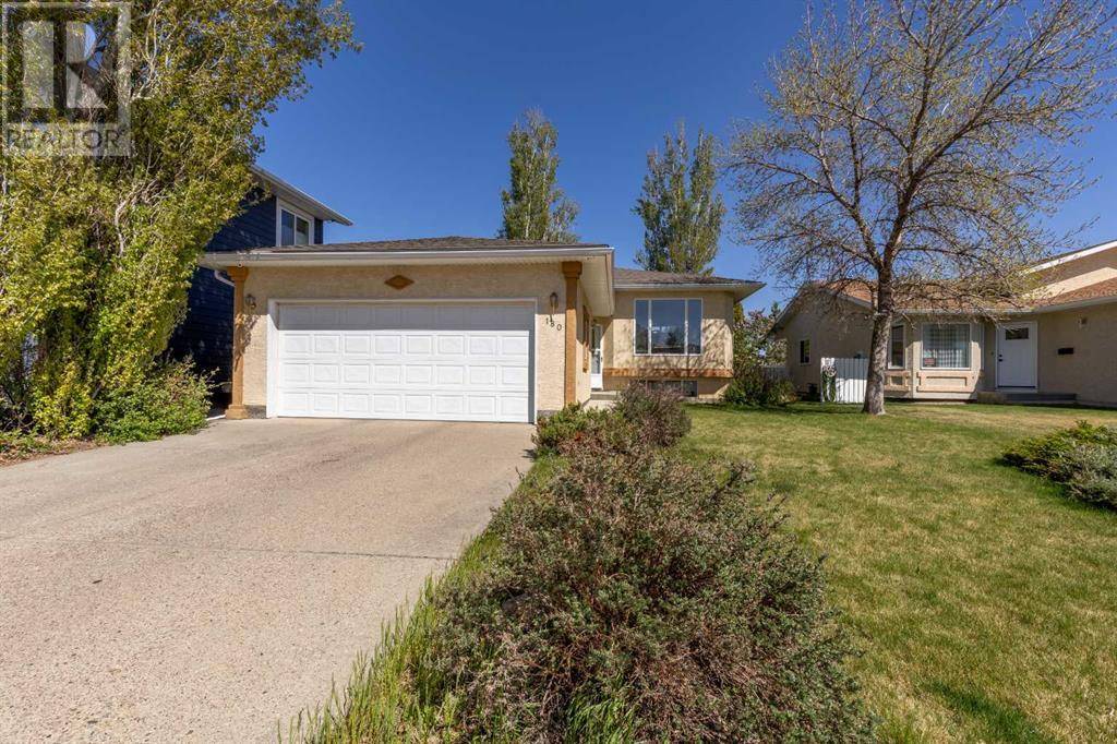 180 Mt Rundle Road W, Lethbridge, AB T1K7E9