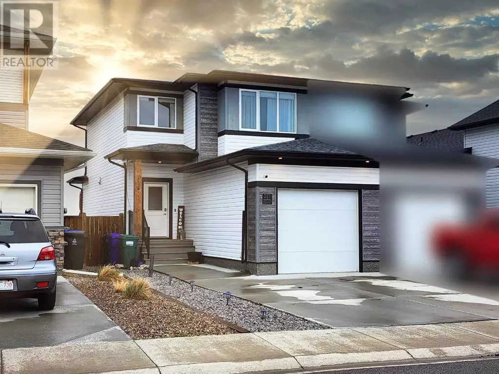 Lethbridge, AB T1J5B2,237 Crocus Terrace W