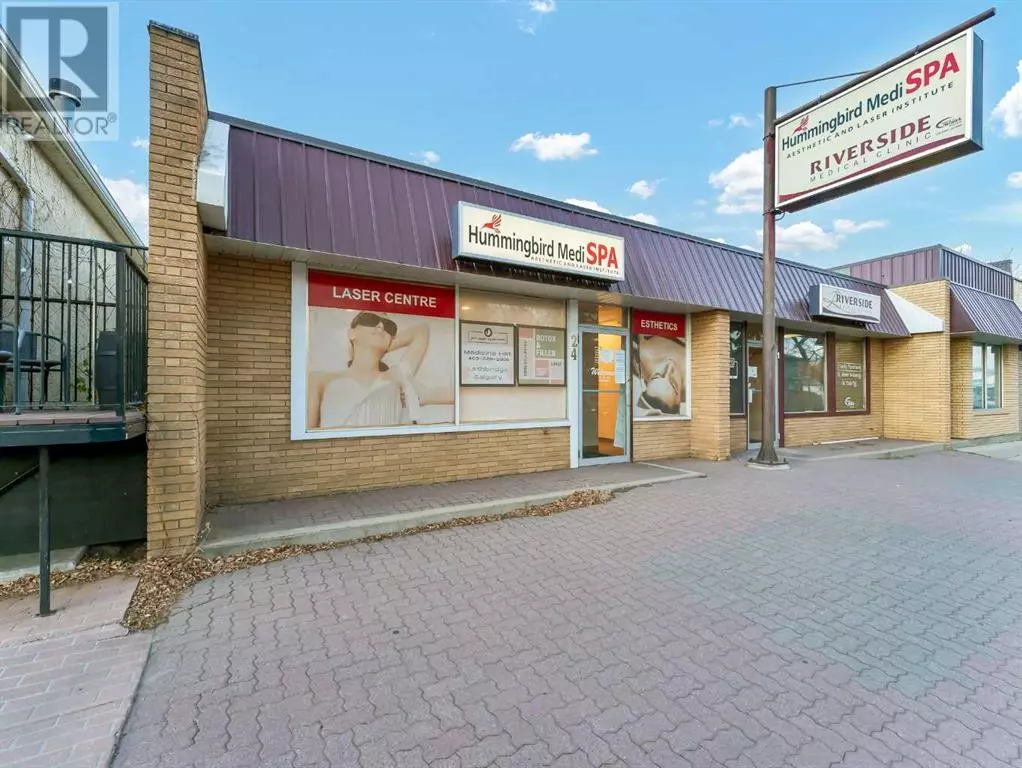 Medicine Hat, AB T1A5L8,24 3 Street NE