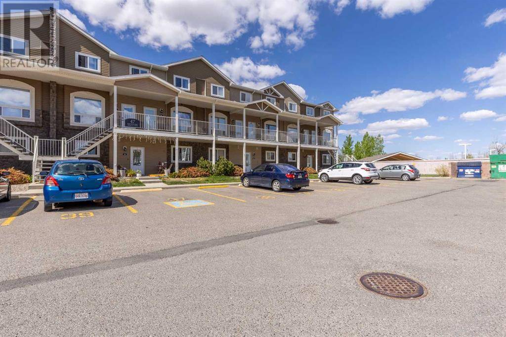 Lethbridge, AB T1J5B8,35, 47 Keystone Terrace W