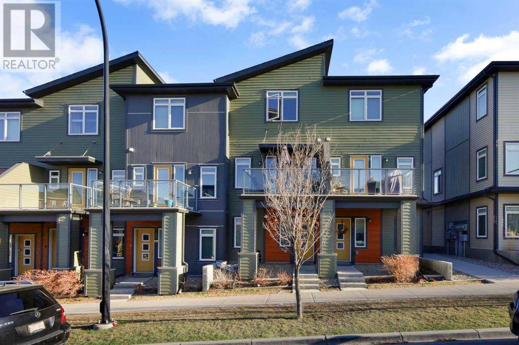 39 Sage Bluff Gate NW, Calgary, AB T3R1T5