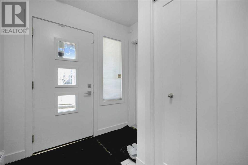 Calgary, AB T3R1T5,39 Sage Bluff Gate