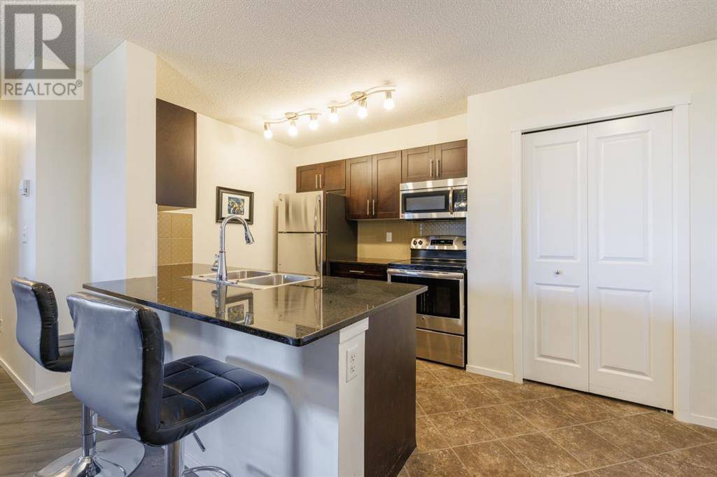 Calgary, AB T2X2B9,2118, 81 Legacy Boulevard SE