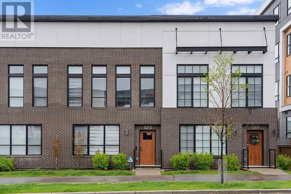 Calgary, AB T3H6E1,2213 77 Street SW