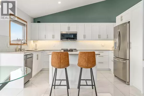 Chestermere, AB T1X1C5,220 Lakeside Greens Drive