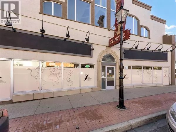 Medicine Hat, AB T1A0H4,645 3 Street SE