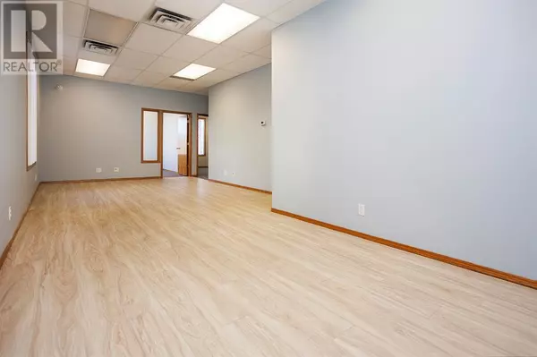 Red Deer, AB T4N4H3,202, 4802 51 Avenue