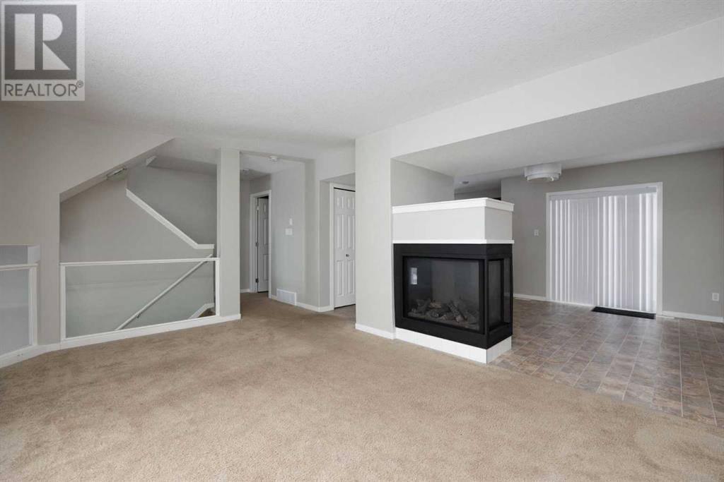 Fort Mcmurray, AB T9H5J4,16, 120 Warren Way
