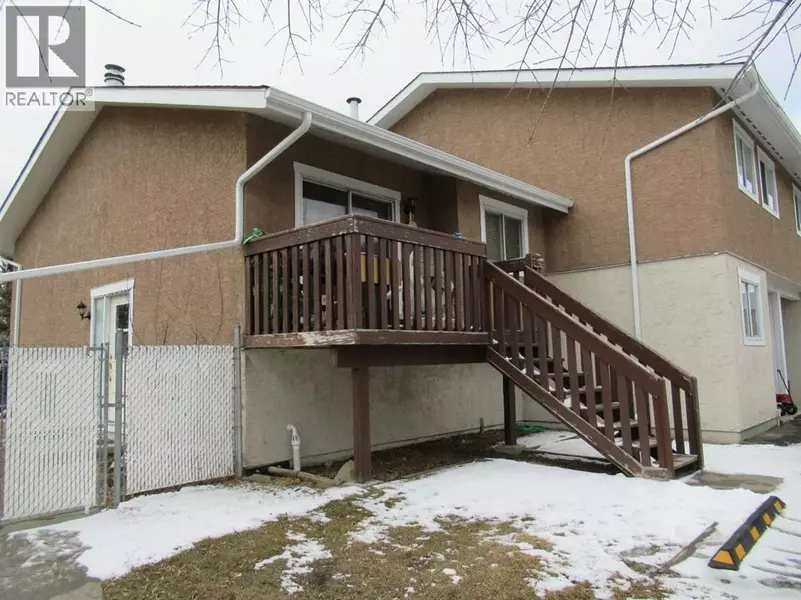 18, 420 Center Street  N, Sundre, AB T0M1X0
