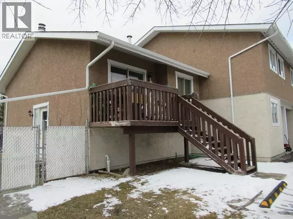 18, 420 Center Street  N, Sundre, AB T0M1X0
