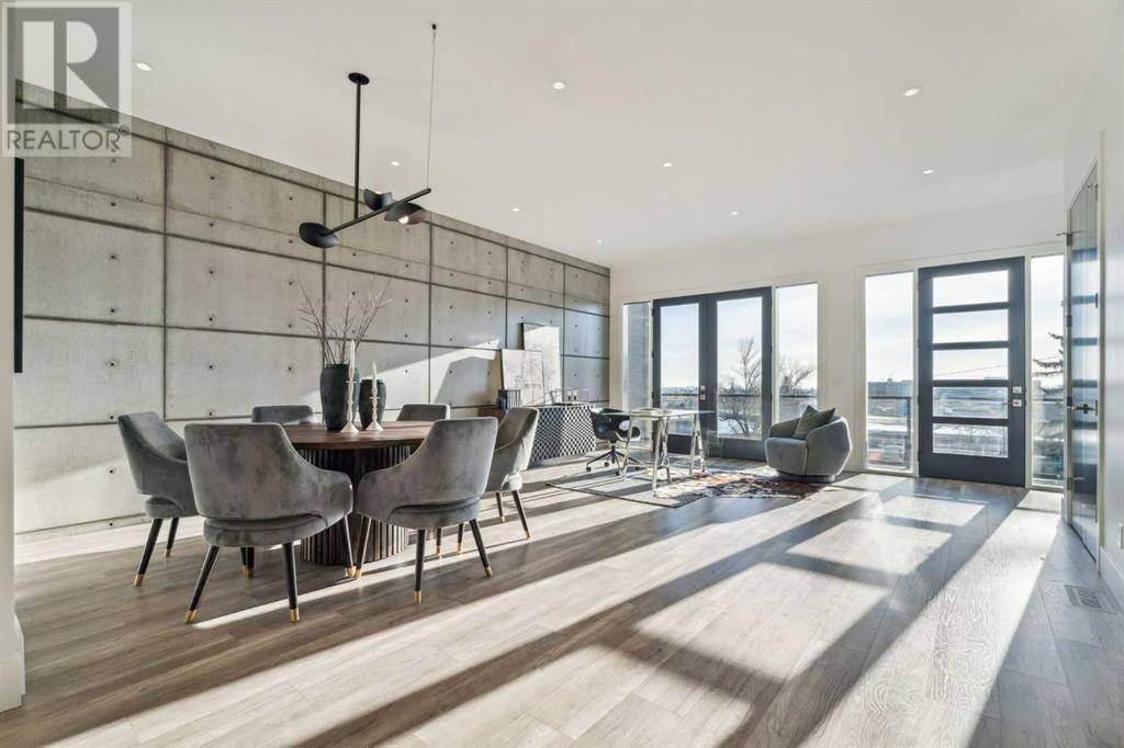2036 30 Avenue SW, Calgary, AB T2T1R2
