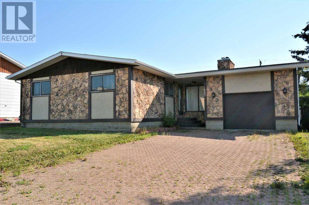 10607 106 Street, Fairview, AB T0H1L0
