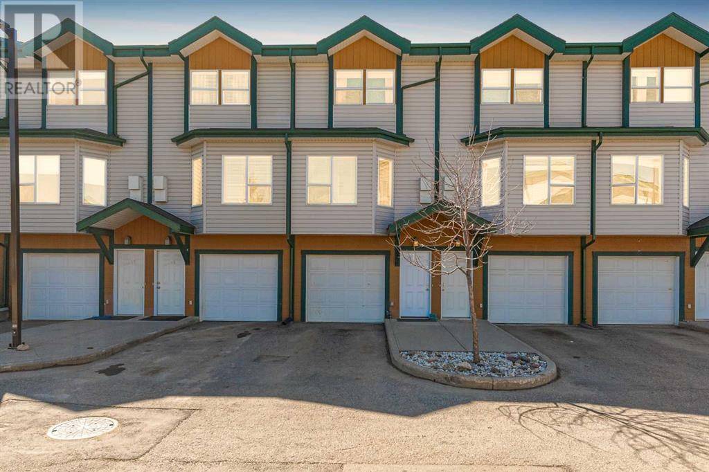 105, 123 Arabian Drive, Fort Mcmurray, AB T9H5N9