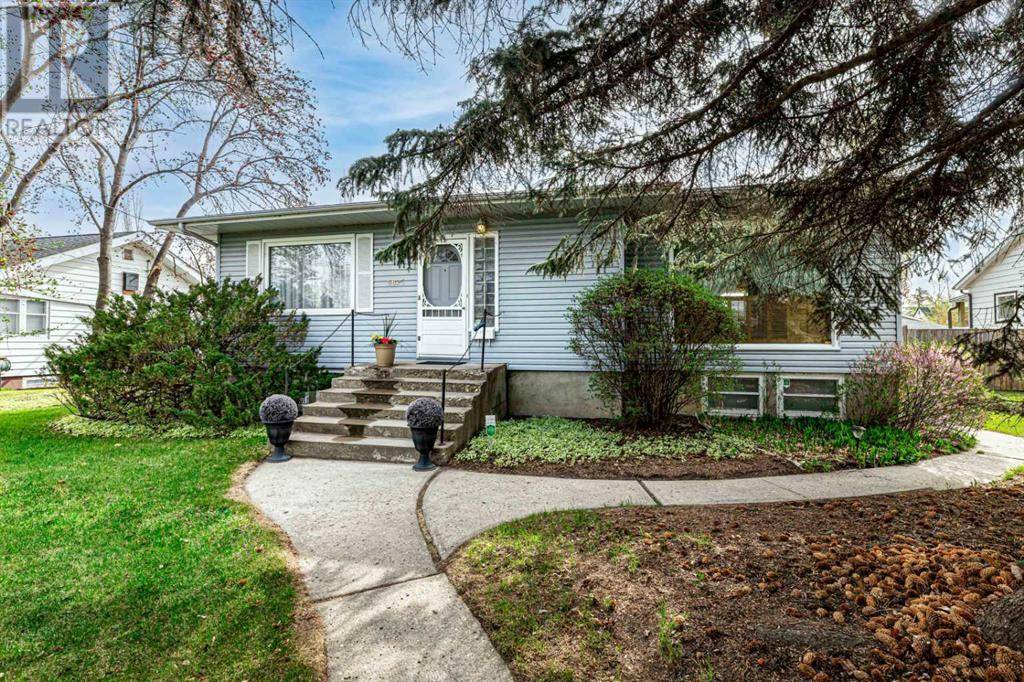 Red Deer, AB T4N3M1,5825 45 Avenue